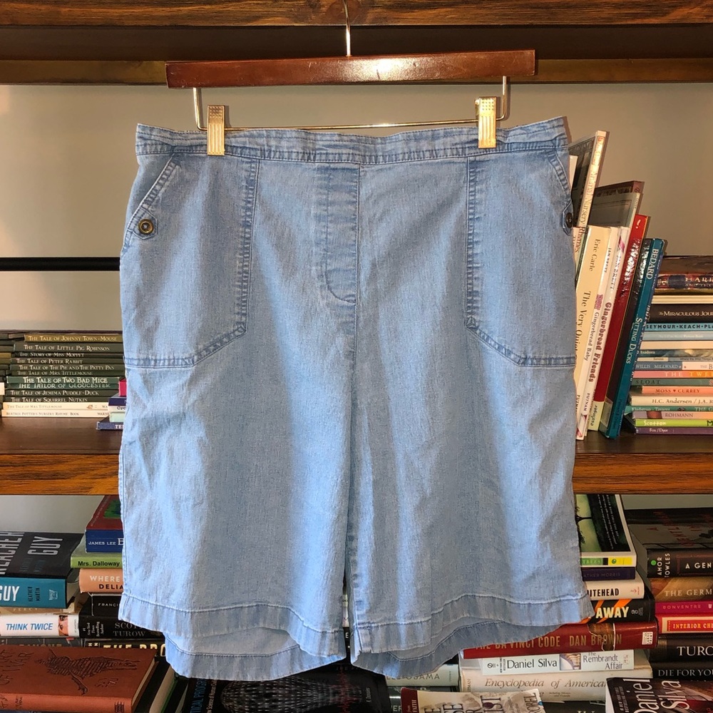 Vintage Style Jean Shorts Size 16 Good Condition